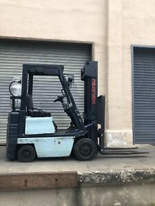 komatsu FG15 propane forklift 3000 lb capacity 188” lift. Hamburg NJ.