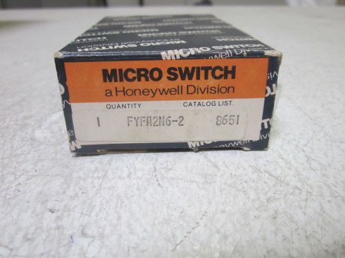 MICRO SWITCH FYFA2N6-2 PROXIMITY SWITCH  *NEW IN A BOX*