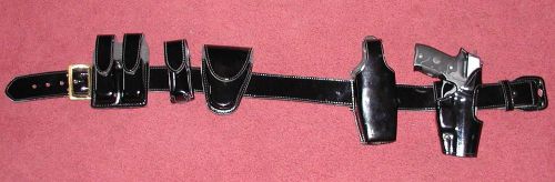 SIZE 40 PATENT LEATHER DUTY BELT WITH ACCESSORIES, SIG SAUER P226