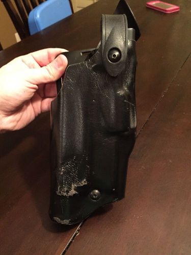 Safariland  Smith And Wesson MP40 Tac Light Holster Level Three