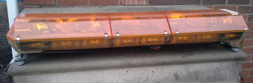 Code 3 mx7000 amber rotator lightbar w/ arrow used mx bar 48&#034; snow plow tow for sale