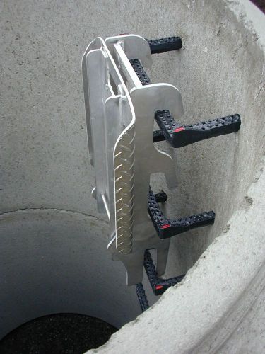 Underground Utility Manhole Work Platform