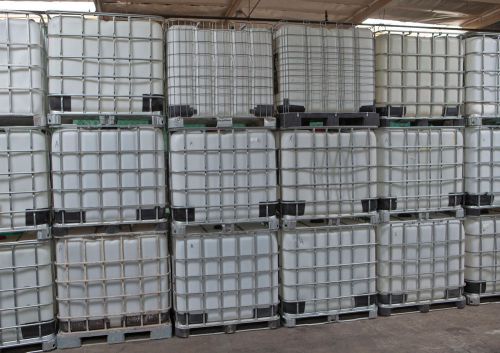 275 gal ibc tote food grade liquid storage emergency hydro aquaponics -used #300 for sale