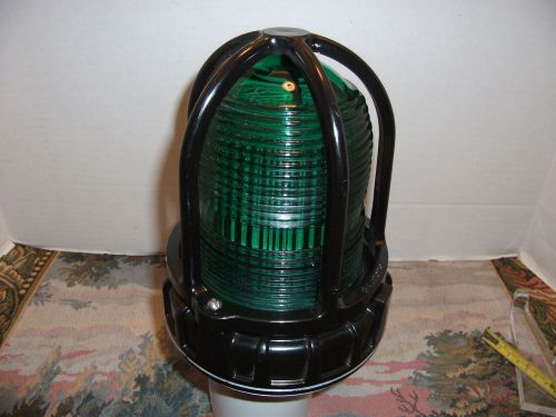 Green Federal Signal Model 151XST Strobe Light for Hazardous Locations