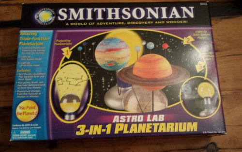 Smithsonian Astro Lab Projecting Planetarium - New
