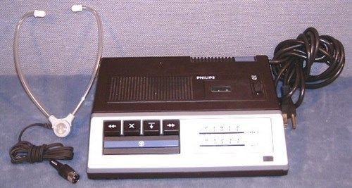 Philips minicassette player 186 With Headphones #E