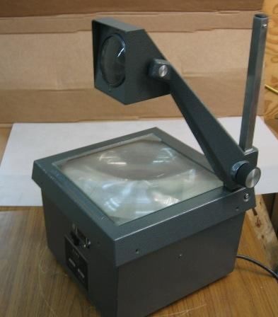 EIKI 3850A Still Picture Overhead Transparency Projector