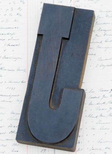 Huge letter &#034;J&#034; -  7.09&#034; letterpress wood printing block vintage wooden type
