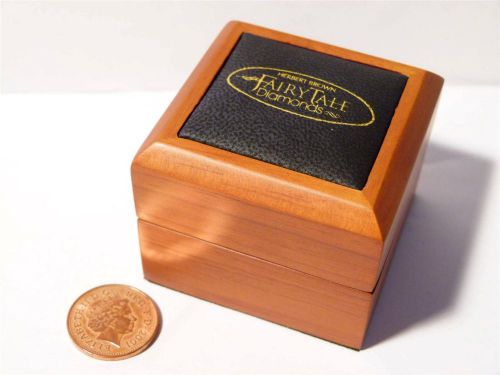 #B2 - EARRINGS Quality Wood Jewellery Box Display Case - Herbert Brown WOW