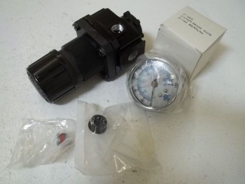 ARROW PNEUMATIC MODEL R352 125 REGULATOR W/GAUGE(AS PICTURED) *NEW OUT OF A BOX*