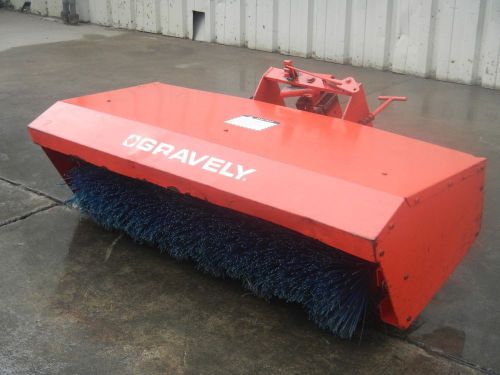 GRAVELY TRACTOR SWEEPER ATTACHMENT