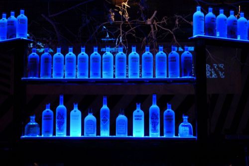 8&#039; LED Lighted Wall Mounted Liquor Shelves Bottle Display, Bar Acrylic Shelving