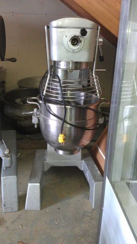 Sp-300a 30qt mixer with attachments and bowl guard for sale
