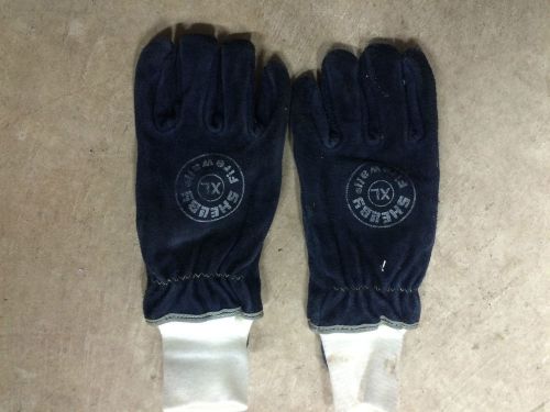 Fire fighters gloves  size xl for sale
