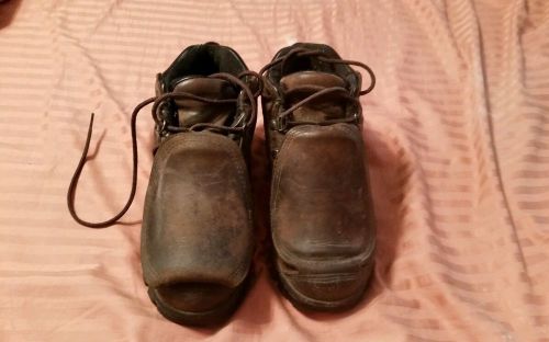 Ladies steel toe work boots by red wing shoes - size 4 for sale