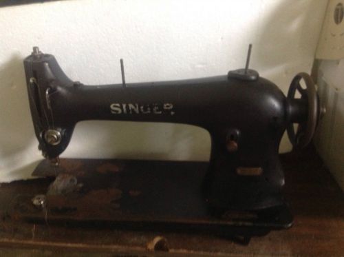 Singer 96 - 10 Industrial Sewing Machine ( Head Only )