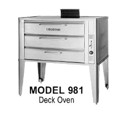 Blodgett 981 BASE Oven deck-type Gas 42&#034;W x 32&#034;D deck interior (2) 7&#034;H...