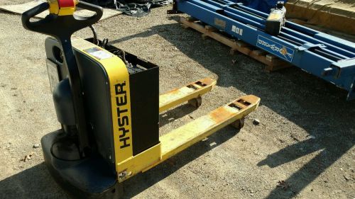 Hyster pallet jack 4000# with New Batteries