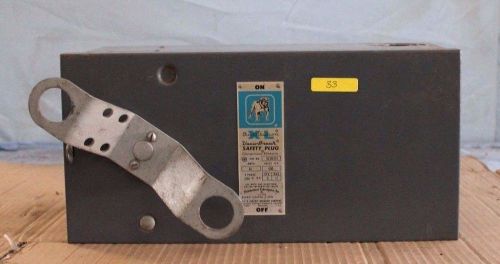 Bulldog xlv13531 vacubreak safety plug 30 amp 600 volt 15 max hp great condition for sale