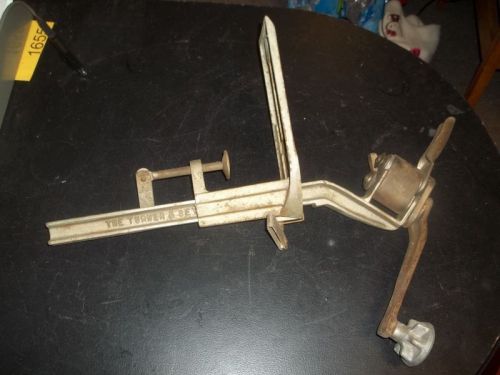 Turner &amp; Seymour Industrial Can Opener
