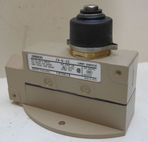 Omron base mounted sealed plunger light switch zv-n-2s nnb for sale