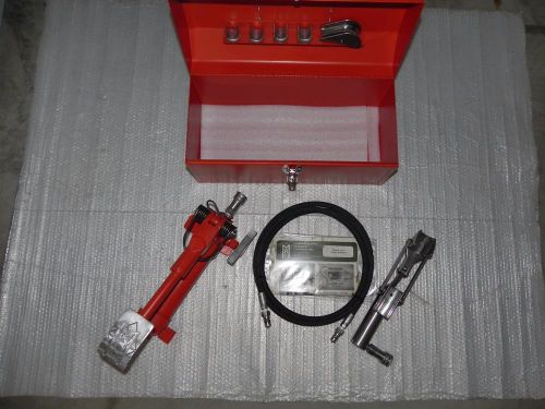Alcoa mrc hydraulic cable bender model 750a ,foot pump, hose &amp; case greenlee 800 for sale