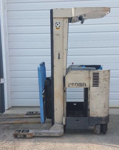 Crown stand up electric reach truck 45rrtt forklift no battery no reserve for sale