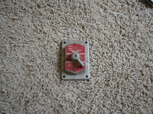 CROUSE - HINDS DSD 926 HAZARDOUS LOCATIONS SWITCH COVER
