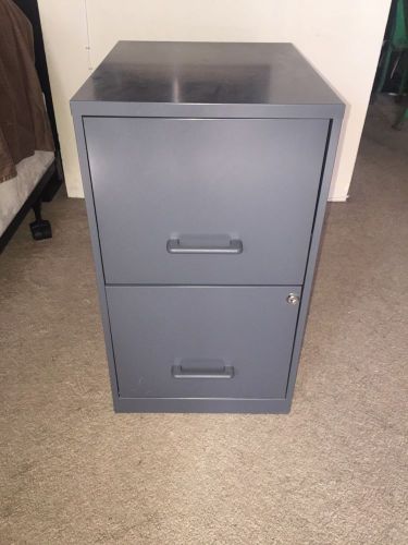 Metal Filing Cabinet with keys