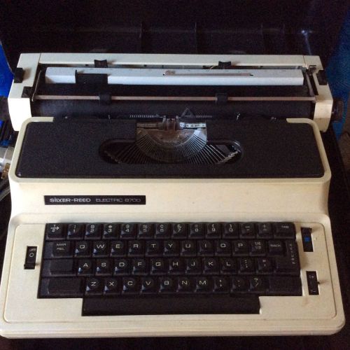 Silver Reed electric 8700 typewriter
