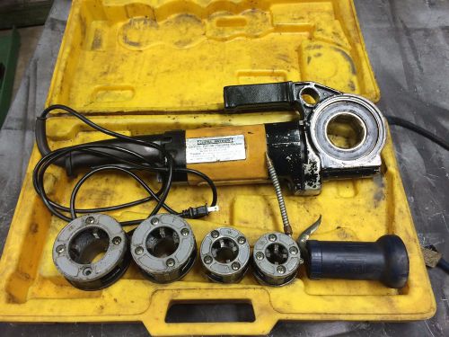 Central Machinery Pipe Threader 95955 with 4 dies- 1/2&#034;, 3/4&#034; , 1&#034;  &amp; 1 1/4&#034;
