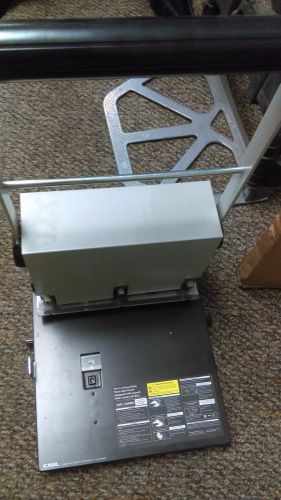 CARL HEAVY DUTY PAPER PUNCH XHC-3300N (2 UNITS AVAILABLE)