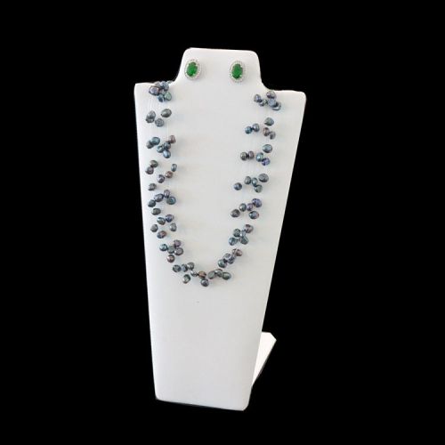 8 7/8&#034; Tall White Leatherette Necklace and Earring Easel Neckform