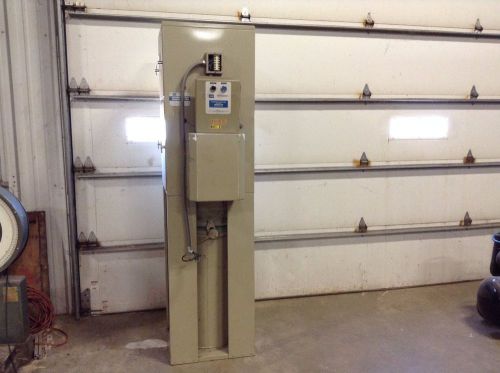 DCE Dust Control Equipment UMA74G1 Dust Collector Shaker 230 V 3 Phase 0.75 kW