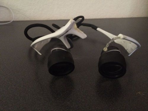 Dental Loupes (broken for parts or repair only)