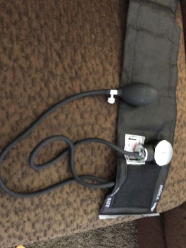 Aneroid sphygmomanometer blood pressure cuff for sale