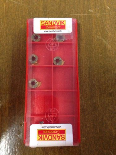 Sandvik MB-07G070-00-10L CoroCut MB Carbide Grooving Insert, GC1025 (5 Pack)