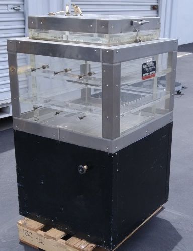 Acrylic Vacuum Chamber and Welch Vacuum Pump