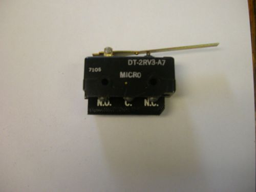 HONEYWELL MICRO SWITCH DT-2Rv3-A7 STRAIGHT LEVER SNAP ACTION LIMIT SWITCH