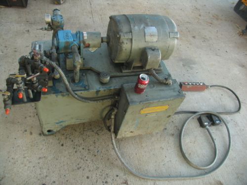 10HP WHITNEY Hydraulic Pump 3ph/208/220 w/Tank,Valves,pendant+cable ($150 Ship?)