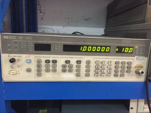 HP 8657B 2.060 GHz Signal Generator 1pcs used