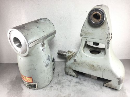 Bridgeport Right Angle 90° Milling Head R8 w/ Support