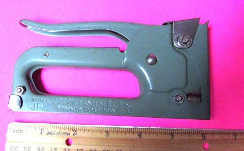 Vintage ARROW FASTENER Co Inc STAPLER JT-21 Patent 1941-1943 New York TESTED