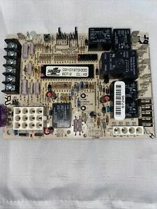 York Luxaire Coleman Furnace Control Circuit Board 031-01973-000