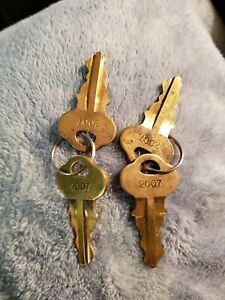 Fountain soda machine keys 2007 lot of (4) used