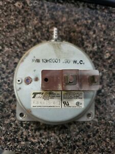 OEM TRIDEKTA FS4415-652 FURNACE PRESSURE SWITCH HVAC GUARANTEED 14 DAYS
