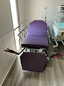 Stryker 1061 Gynnie OBGYN Stretcher W/New Mattress