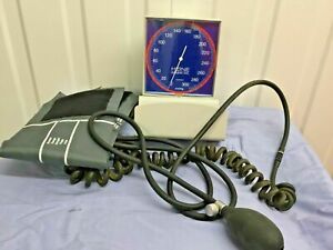 HEINE GAMMA XXL LF-W Wall Mounted Sphygmomanometer hospital GP surgery theate