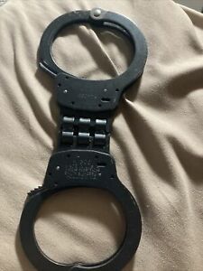 Smith &amp; Wesson  Hinged Handcuffs Blue Nickel Police Security Prepper
