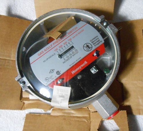 Honeywell c437e-1004 gas/air pressure switch 1-26&#034; water-free shipping for sale